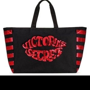 Victoria's Secret tote